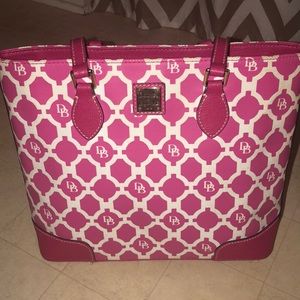 Dooney and Bourke purse